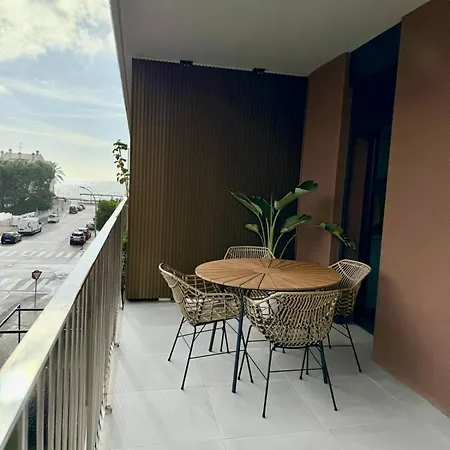 New And Bright Apartment, 2min From The 公寓 *